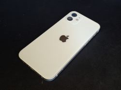 Apple iPhone 12 128GB bílý - repas