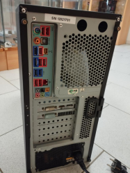 Stolní PC černý GIGABYTE H000071 - POUŽITÉ, ZÁRUKA 1 ROK