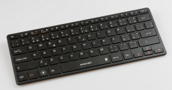 EVOLVEO WK29B/Bezdrátová Bluetooth/CZ layout/Černá